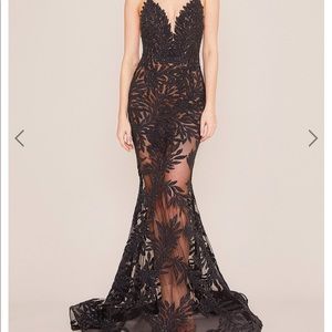 Stella black gown